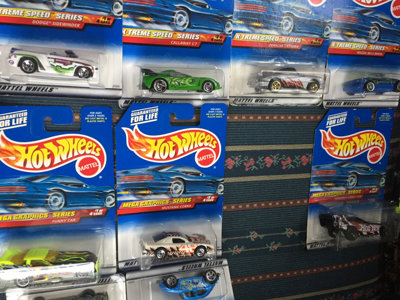Illustration for article titled Enormous Die-Cast Collection - Box 45 - Let the Hot Wheels Roll...